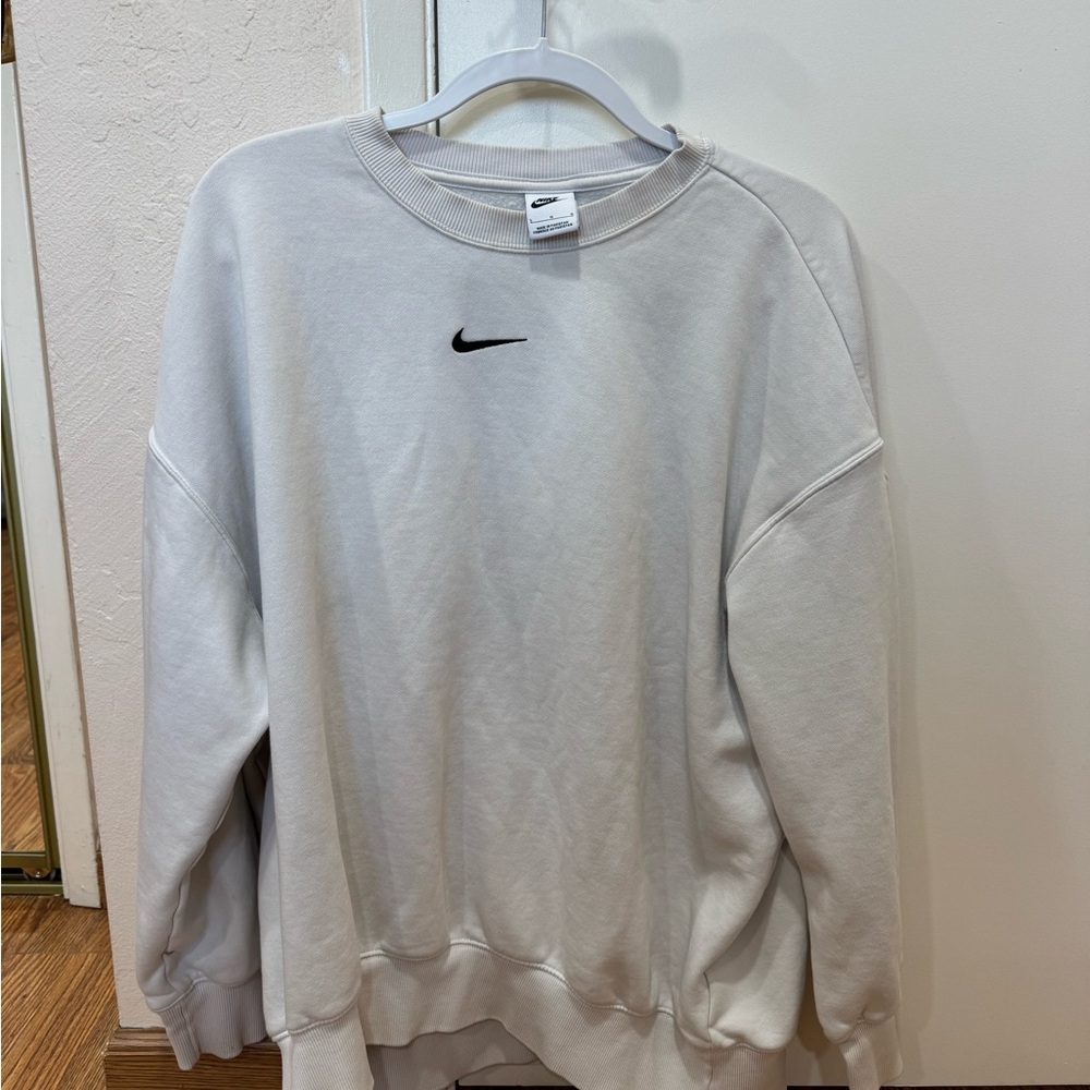 Nike Men's White Crewneck Sweater